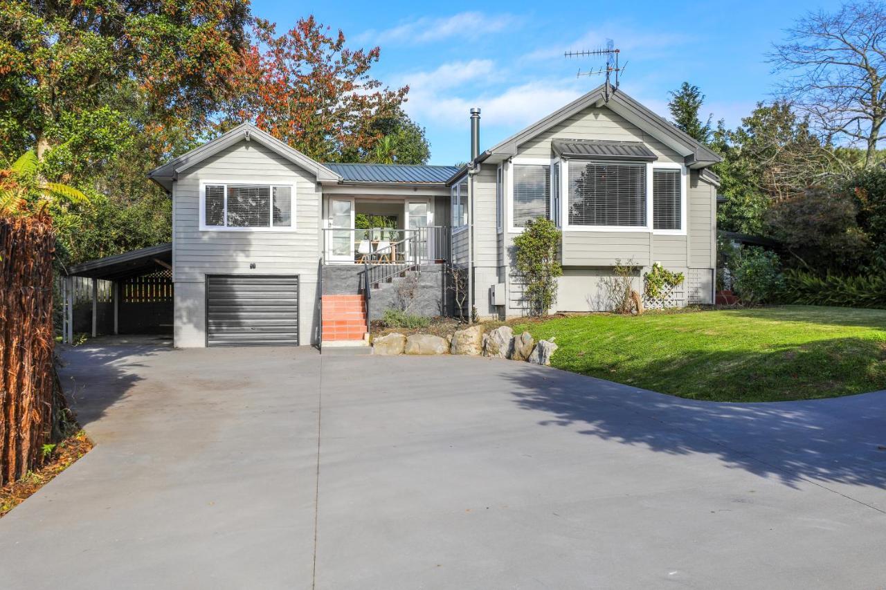 Absolute Redwoods Villa Rotorua Exterior photo