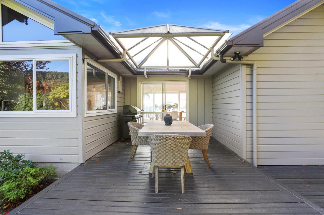 Absolute Redwoods Villa Rotorua Exterior photo